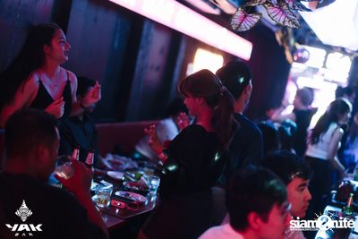 Saturday Night at Yak Bar — photo 208