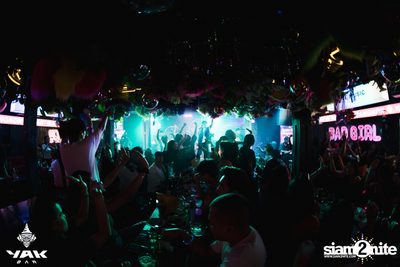 Saturday Night at Yak Bar — photo 110