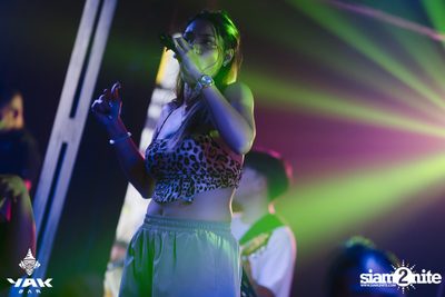 Saturday Night at Yak Bar — photo 117