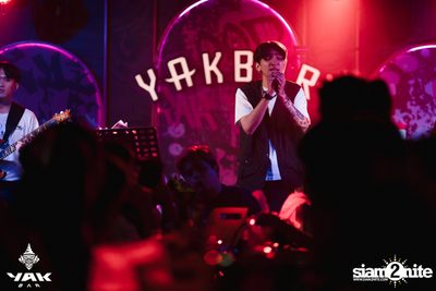 Saturday Night at Yak Bar — photo 239