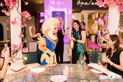 ภาพบรรยากาศงาน Beauty and The Bald ที่ Aesops Greek Restaurant & Rooftop — photo 37