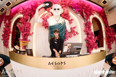 ภาพบรรยากาศงาน Beauty and The Bald ที่ Aesops Greek Restaurant & Rooftop — photo 52