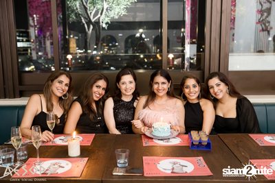 ภาพบรรยากาศงาน Beauty and The Bald ที่ Aesops Greek Restaurant & Rooftop — photo 137