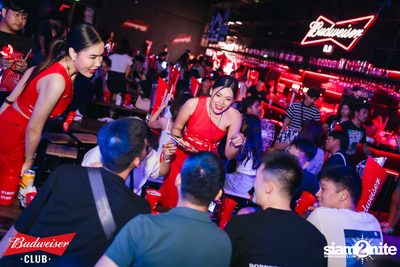 ภาพบรรยากาศงาน Budweiser Club presents Live Concert of Tattoo Colour ที่ Banpuen Rangsit — photo 13