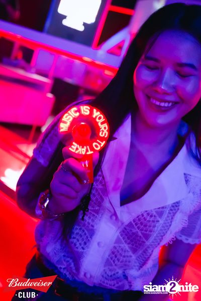 ภาพบรรยากาศงาน Budweiser Club presents Live Concert of Tattoo Colour ที่ Banpuen Rangsit — photo 69