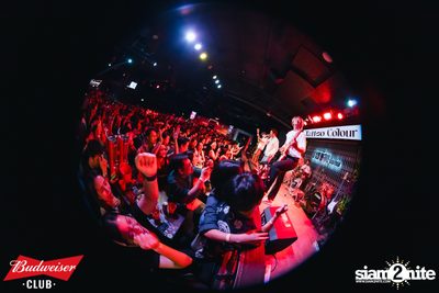 ภาพบรรยากาศงาน Budweiser Club presents Live Concert of Tattoo Colour ที่ Banpuen Rangsit — photo 116