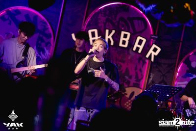 Friday Night at Yak Bar  — photo 12