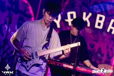 Friday Night at Yak Bar  — photo 18