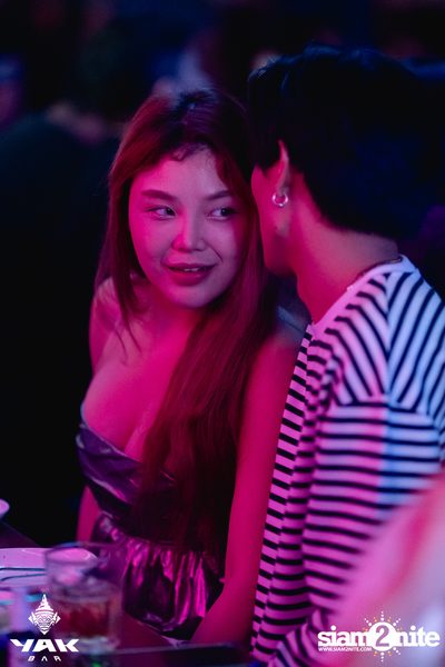 Friday Night at Yak Bar  — photo 30