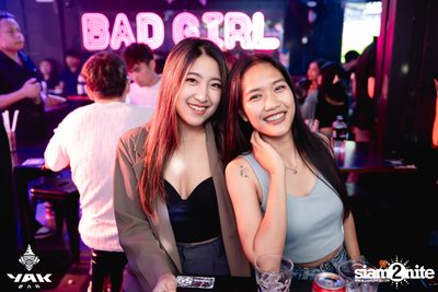 Friday Night at Yak Bar  — photo 50