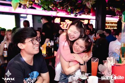 Friday Night at Yak Bar  — photo 51