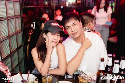 Friday Night at Yak Bar  — photo 53