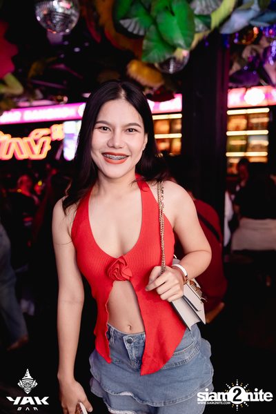 Friday Night at Yak Bar  — photo 72