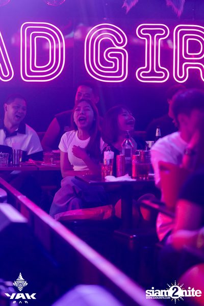 Friday Night at Yak Bar  — photo 86