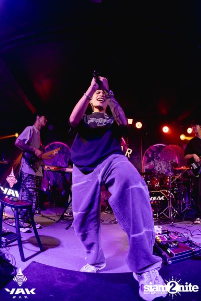 Friday Night at Yak Bar  — photo 91