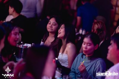 Friday Night at Yak Bar  — photo 92