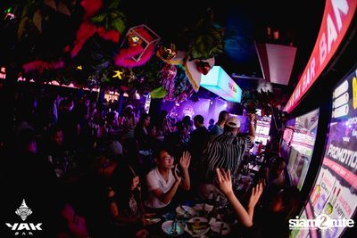 Friday Night at Yak Bar  — photo 127