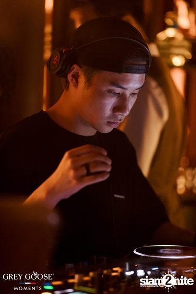 Karty & Friends at Rhodes Bangkok — photo 13