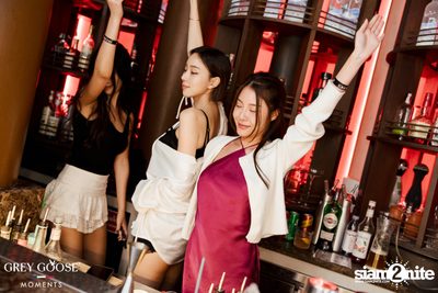 Karty & Friends at Rhodes Bangkok — photo 75