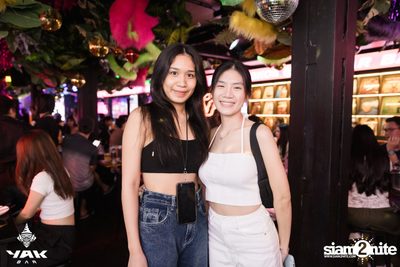 Saturday Night at Yak Bar — photo 7