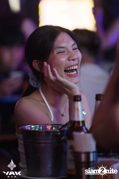 Saturday Night at Yak Bar — photo 37