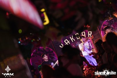 Saturday Night at Yak Bar — photo 78