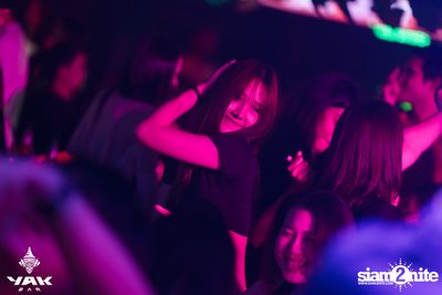 Saturday Night at Yak Bar — photo 90