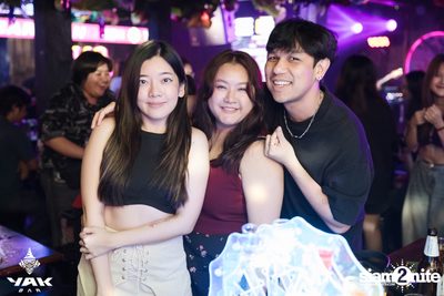 Saturday Night at Yak Bar — photo 114