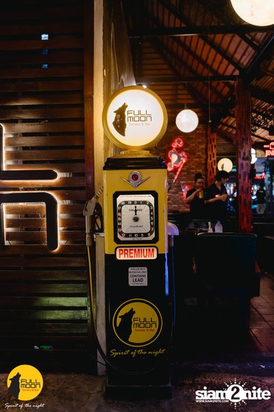 Paper Planes concert at Fullmoon Terrace & Bar — photo 4