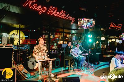 Paper Planes concert at Fullmoon Terrace & Bar — photo 142