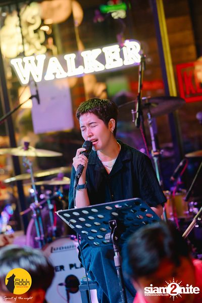 Paper Planes concert at Fullmoon Terrace & Bar — photo 25