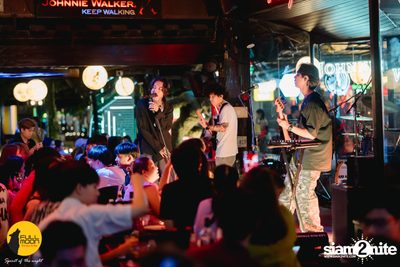 Paper Planes concert at Fullmoon Terrace & Bar — photo 47