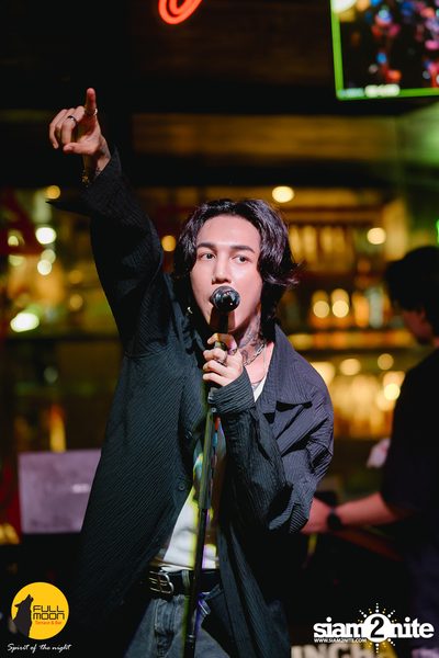 Paper Planes concert at Fullmoon Terrace & Bar — photo 54