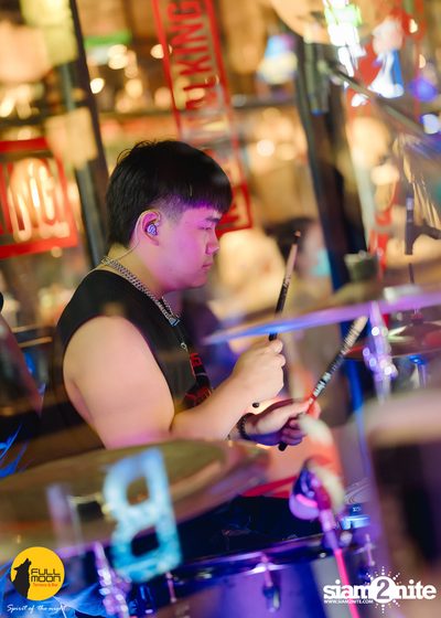 Paper Planes concert at Fullmoon Terrace & Bar — photo 70
