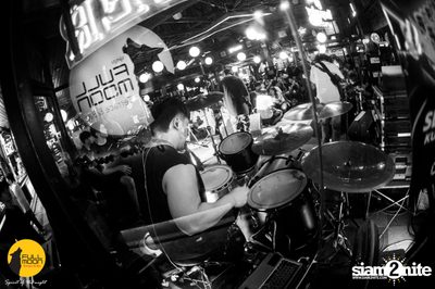 Paper Planes concert at Fullmoon Terrace & Bar — photo 236