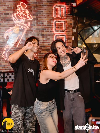 Paper Planes concert at Fullmoon Terrace & Bar — photo 135
