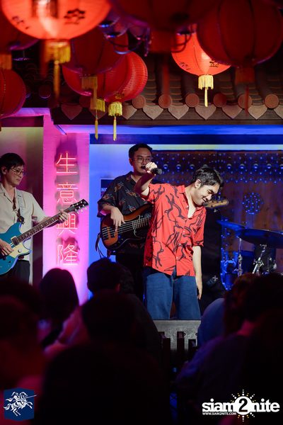 ภาพบรรยากาศงาน Silver Knight presents No One Else Concert ที่ Chen Bar & Restaurant — photo 38