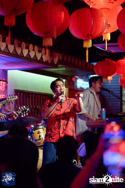 ภาพบรรยากาศงาน Silver Knight presents No One Else Concert ที่ Chen Bar & Restaurant — photo 64