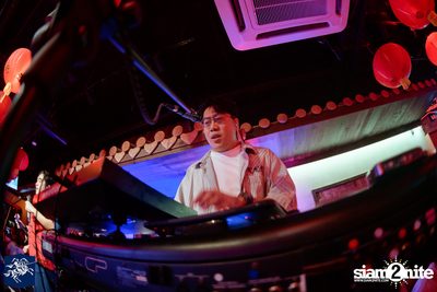 ภาพบรรยากาศงาน Silver Knight presents No One Else Concert ที่ Chen Bar & Restaurant — photo 104