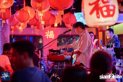 ภาพบรรยากาศงาน Silver Knight presents No One Else Concert ที่ Chen Bar & Restaurant — photo 108