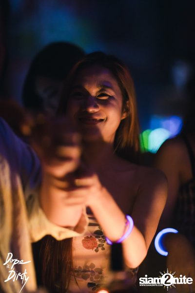 ภาพบรรยากาศงาน Jam ft. FAIIAMFINE & FLOWER.FAR ที่ Dope & Dirty — photo 15