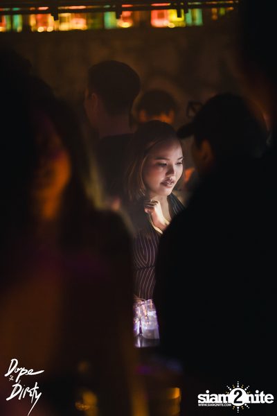 ภาพบรรยากาศงาน Jam ft. FAIIAMFINE & FLOWER.FAR ที่ Dope & Dirty — photo 21