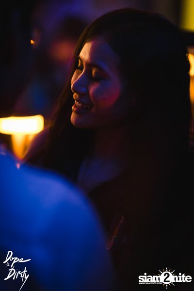ภาพบรรยากาศงาน Jam ft. FAIIAMFINE & FLOWER.FAR ที่ Dope & Dirty — photo 29