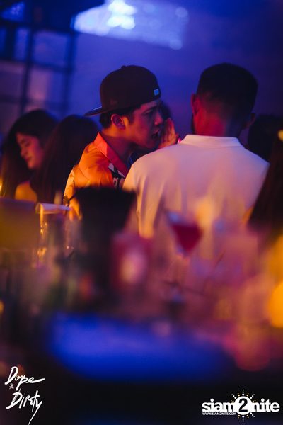 ภาพบรรยากาศงาน Jam ft. FAIIAMFINE & FLOWER.FAR ที่ Dope & Dirty — photo 30