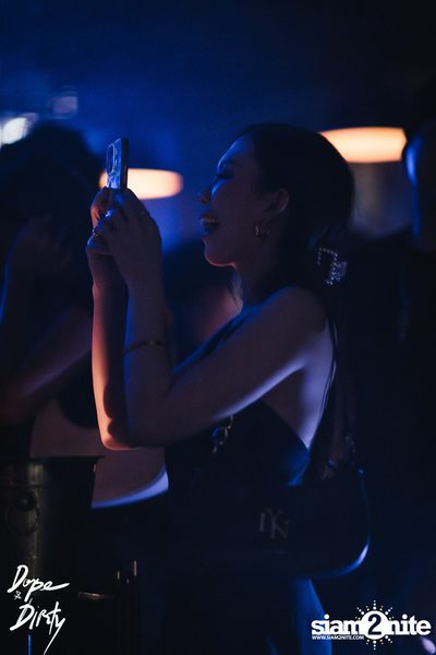 ภาพบรรยากาศงาน Jam ft. FAIIAMFINE & FLOWER.FAR ที่ Dope & Dirty — photo 42