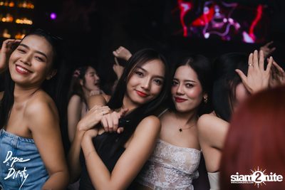 ภาพบรรยากาศงาน Jam ft. FAIIAMFINE & FLOWER.FAR ที่ Dope & Dirty — photo 52