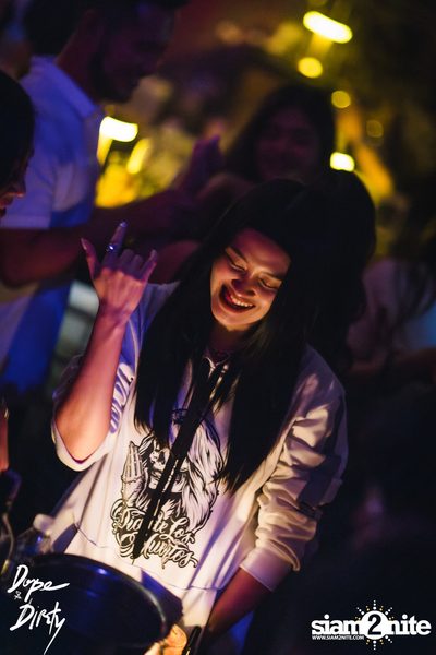 ภาพบรรยากาศงาน Jam ft. FAIIAMFINE & FLOWER.FAR ที่ Dope & Dirty — photo 63