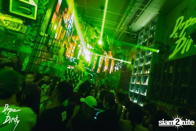 ภาพบรรยากาศงาน Jam ft. FAIIAMFINE & FLOWER.FAR ที่ Dope & Dirty — photo 66