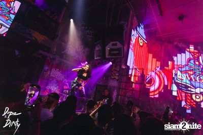 ภาพบรรยากาศงาน Jam ft. FAIIAMFINE & FLOWER.FAR ที่ Dope & Dirty — photo 79