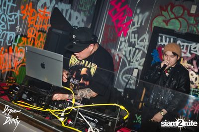 ภาพบรรยากาศงาน Jam ft. FAIIAMFINE & FLOWER.FAR ที่ Dope & Dirty — photo 127
